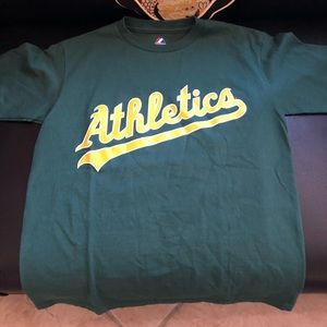 Men’s L New Majestic Athletics Green T-Shirt NWOT